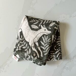 Wildlife Throw Blanket NWT